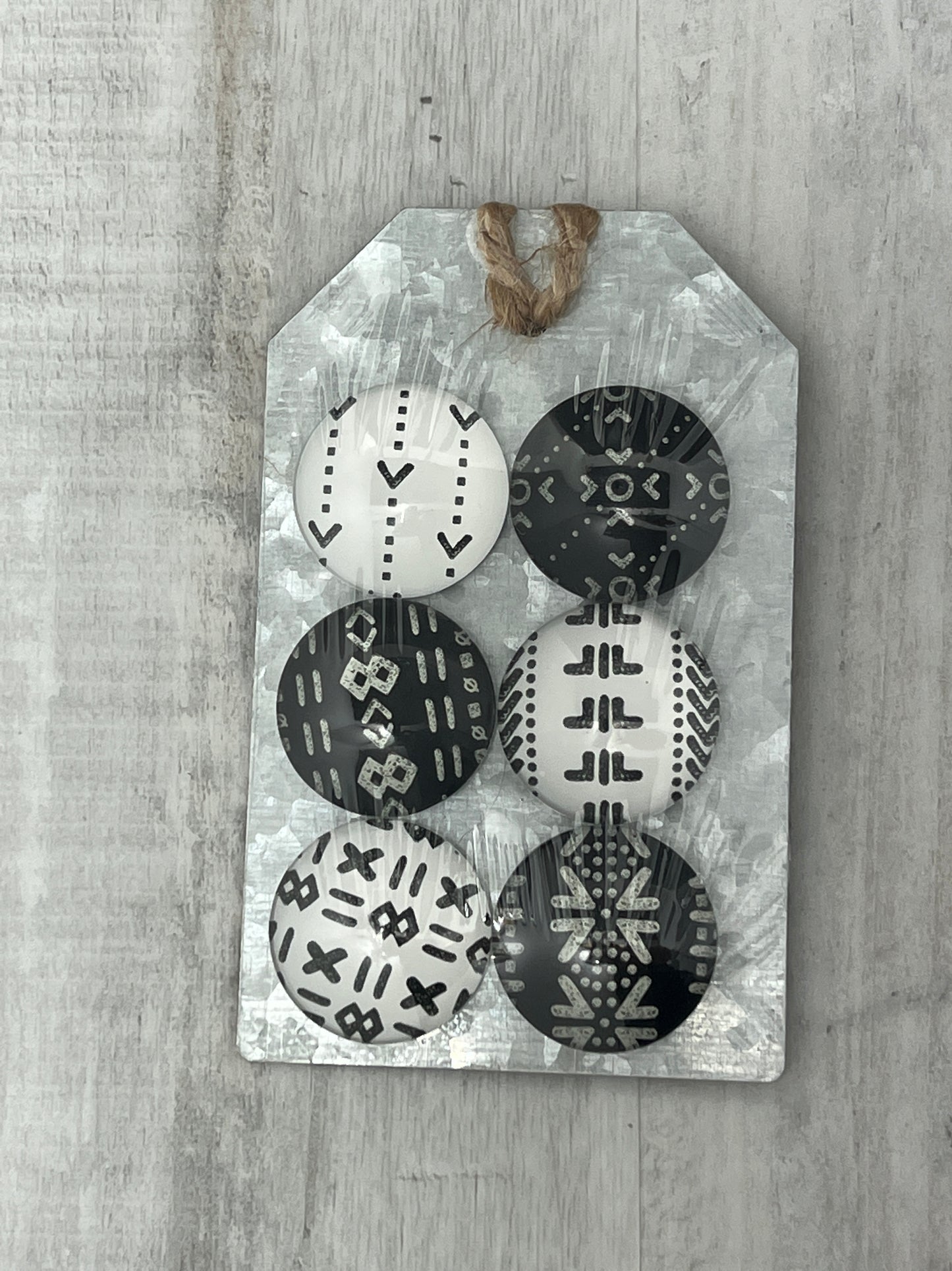 B&W Tribal Magnets