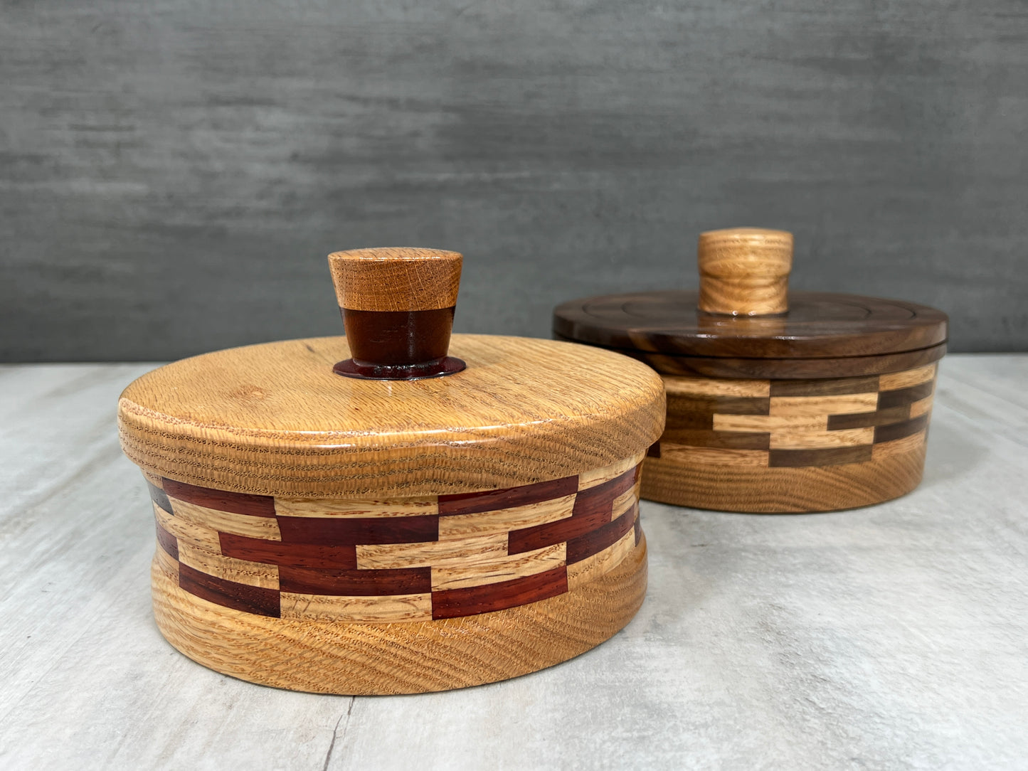 Cuencos de madera hechos en casa