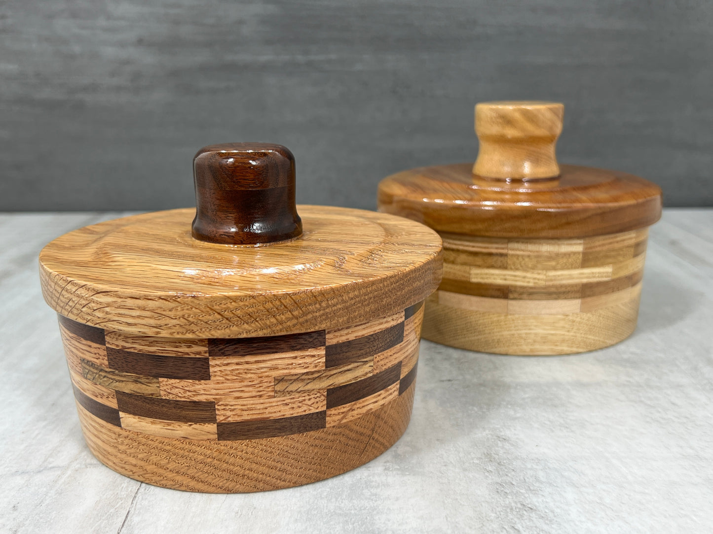 Cuencos de madera hechos en casa