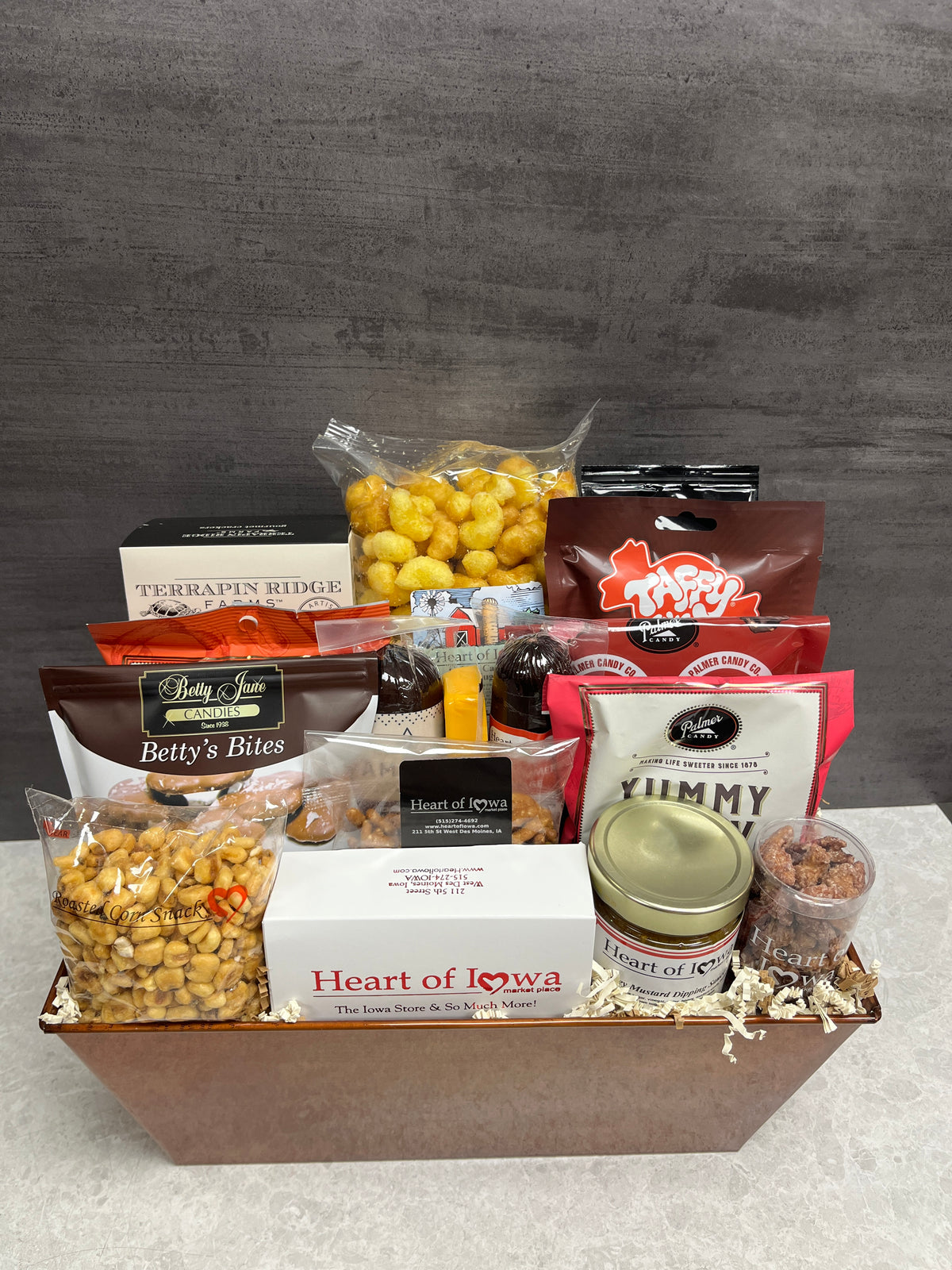 Grand Holiday Delights Gift Basket