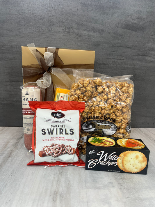Iowa Favorites Gift Box