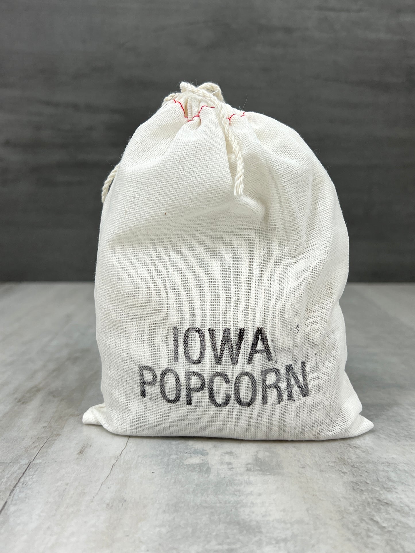 Iowa Popcorn in Burlap Bag (12 oz)