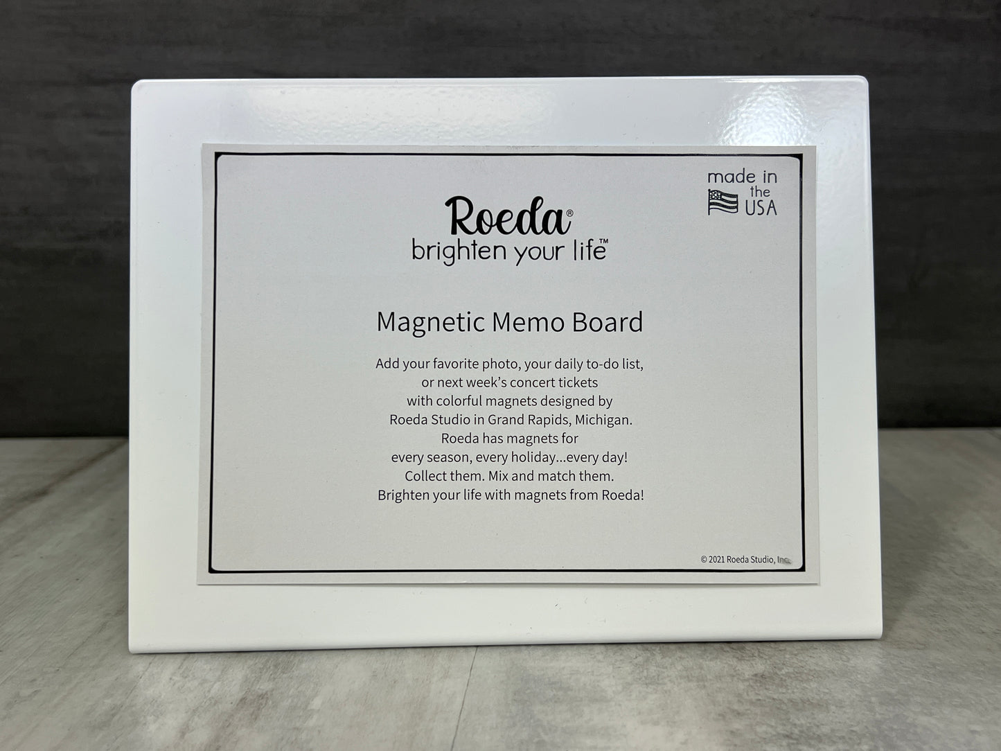 Roeda Magnetic Easel & Stands